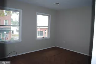 353 Farnsworth Ave, Bordentown, NJ 08505 - Photo 3