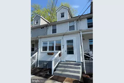 84 E Burlington Street, Bordentown, NJ 08505 - Photo 1