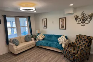 84 E Burlington St, Bordentown, NJ 08505 - Photo 3