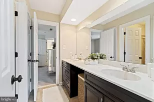 1 Broadacre Ct, Mount Laurel, NJ 08054 - Photo 37