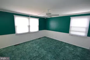 8 Holton Ln, Willingboro, NJ 08046 - Photo 17