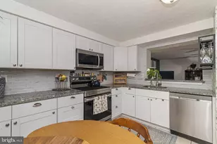 69 Dorchester Cir, Marlton, NJ 08053 - Photo 7