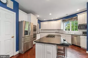 132 Country Club Dr, Moorestown, NJ 08057 - Photo 9