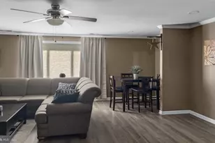 2506A Sussex Ct, Mount Laurel, NJ 08054 - Photo 9