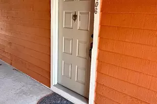 2506A Sussex Ct, Mount Laurel, NJ 08054 - Photo 3