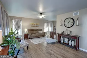 32 Finchley Ct, Southampton, NJ 08088 - Photo 5