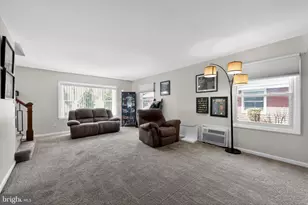 42 Plumtree Ln, Willingboro, NJ 08046 - Photo 7