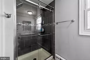 42 Plumtree Ln, Willingboro, NJ 08046 - Photo 19