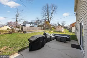 42 Plumtree Ln, Willingboro, NJ 08046 - Photo 25