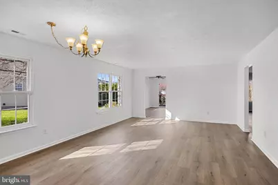 934 Larkspur Place S, Mount Laurel, NJ 08054 - Photo 5