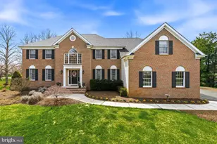 25 Millennium Dr, Mansfield Township, NJ 08022 - Photo 1