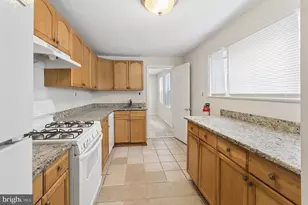 9 E Federal St, Burlington, NJ 08016 - Photo 9