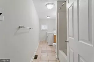 9 E Federal St, Burlington, NJ 08016 - Photo 5