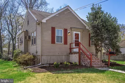 28 W Center Avenue, Maple Shade, NJ 08052 - Photo 1