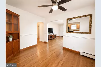 28 W Center Avenue, Maple Shade, NJ 08052 - Photo 9