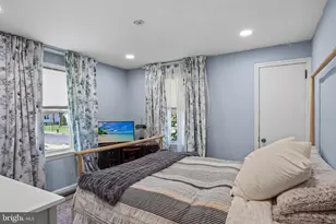 28 W Center Ave, Maple Shade, NJ 08052 - Photo 13