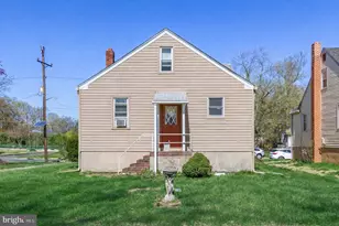 28 W Center Ave, Maple Shade, NJ 08052 - Photo 3