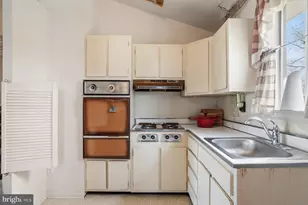 1409 Burlington Ave, Delanco, NJ 08075 - Photo 15