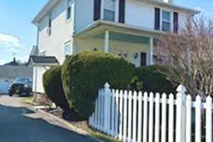 8 Illinois Ave, Burlington, NJ 08016 - Photo 3