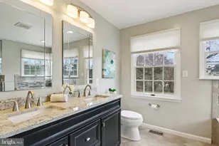 15 Hilltop Dr, Mount Laurel, NJ 08054 - Photo 39