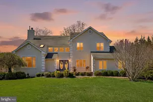 16 Dogwood Dr, Burlington, NJ 08016 - Photo 1