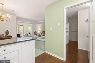 24 W Bluebell Ln, Mount Laurel, NJ 08054 - Photo 15