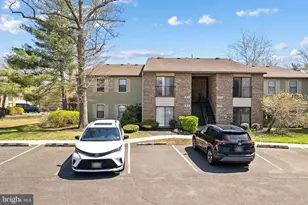 24 W Bluebell Ln, Mount Laurel, NJ 08054 - Photo 3