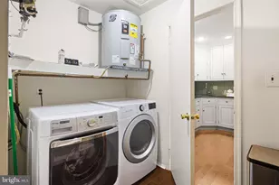 24 W Bluebell Ln, Mount Laurel, NJ 08054 - Photo 17