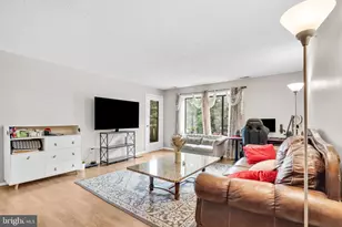 4610 Aberdeen Dr, Mount Laurel, NJ 08054 - Photo 3