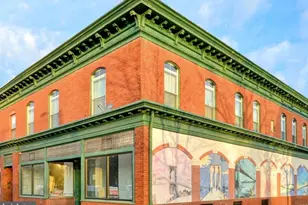 43 Main St, Florence, NJ 08554 - Photo 1