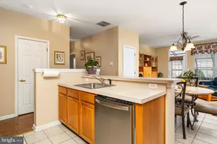 25 Chamber Ln, Mansfield Township, NJ 08022 - Photo 7