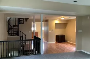 14 Broad St, Florence, NJ 08518 - Photo 5