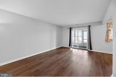 411 Stiles Avenue #B-11, Maple Shade, NJ 08052 - Photo 5