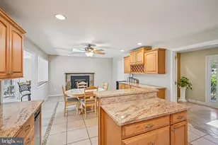 39 Oakwood Dr, Medford, NJ 08055 - Photo 9