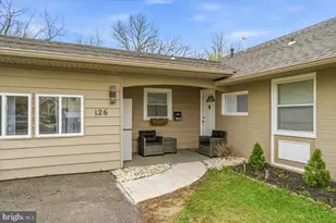 126 Millbrook Dr, Willingboro, NJ 08046 - Photo 7