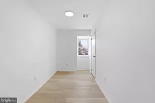 1242 Liberte Ct, Burlington, NJ 08016 - Photo 3