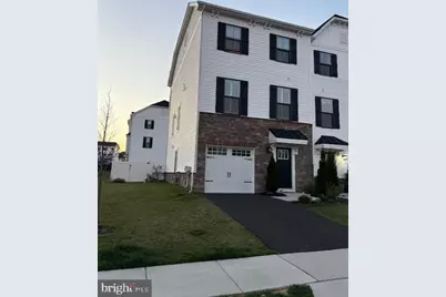 1 Chive Lane, Mount Laurel, NJ 08054 - Photo 1