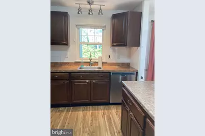 21 Buckingham Drive, Southampton, NJ 08088 - Photo 9
