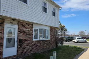 100 Stacy Ct, Burlington, NJ 08016 - Photo 1