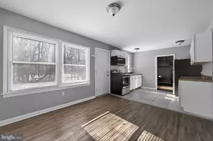 17 Bonnie Ln, Willingboro, NJ 08046 - Photo 1