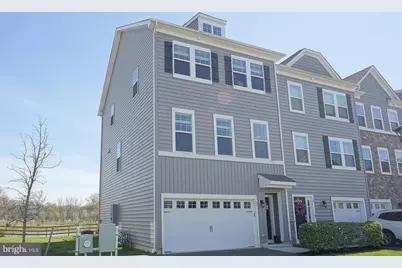 15 Turin Way, Mount Laurel, NJ 08054 - Photo 1