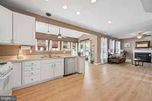 23 Equestrian Dr, Burlington, NJ 08016 - Photo 9