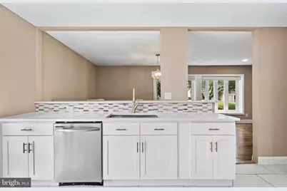122 Oxford Place, Mount Laurel, NJ 08054 - Photo 13