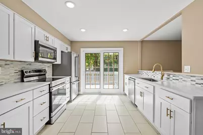 122 Oxford Place, Mount Laurel, NJ 08054 - Photo 11