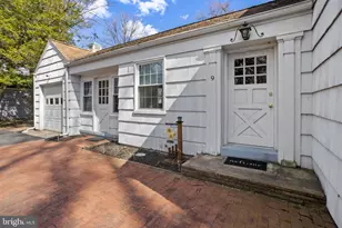 9 Woodland Rd, Bordentown, NJ 08505 - Photo 5