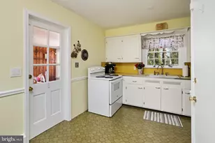 9 Woodland Rd, Bordentown, NJ 08505 - Photo 15