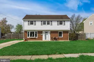 17 Bettlewood Rd, Marlton, NJ 08053 - Photo 1