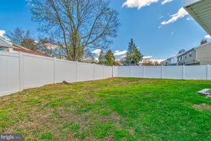 501 E Franklin Ave, Edgewater Park, NJ 08010 - Photo 3