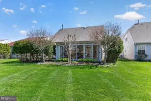 152 Indigo Dr, Mount Laurel, NJ 08054 - Photo 3