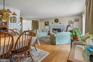 37 N Lakeside Dr W, Medford, NJ 08055 - Photo 5